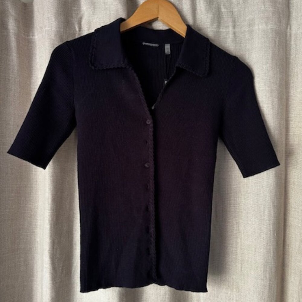 Ellie Tahari Navy top.  A REAL Stunner!